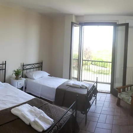 Belvedere Fortuna Sleeps 8 * Montegranaro